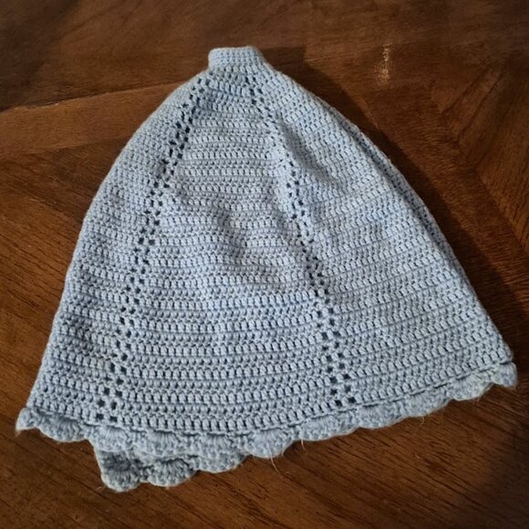 Girl's Cape, Hand-Knitted / Crocheted, w Buttons Vintage Excellent Pink One Size - Picture 4 of 5